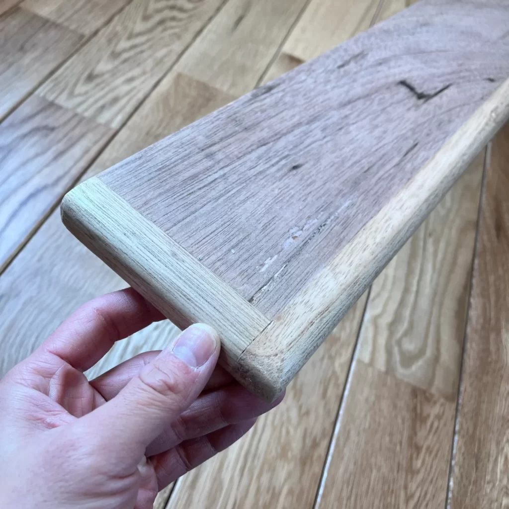 ラワン材を使用した木製カーテンレール